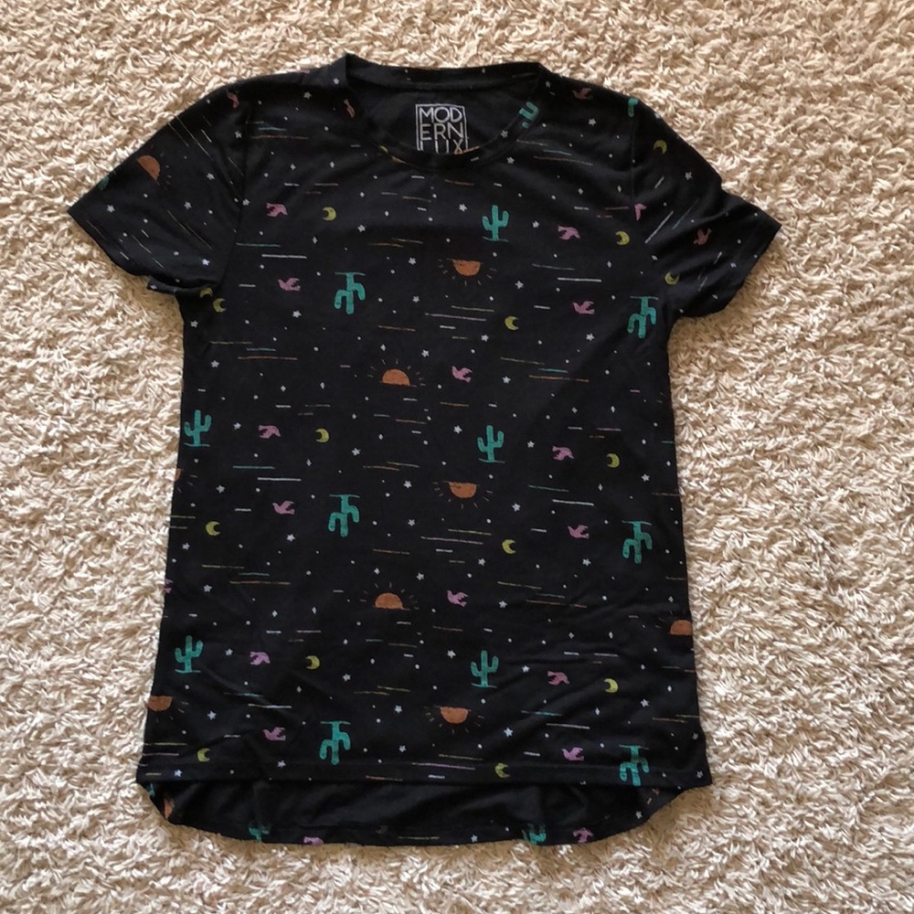 ✨FINAL PRICE DROP!✨ Cactus T-shirt